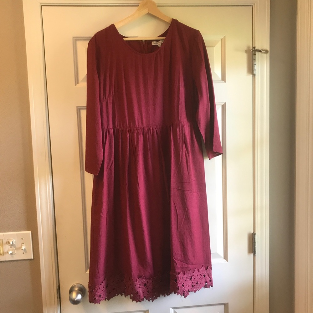 ❗️Stevie Hender❗️Saren Lace Trim Dress
